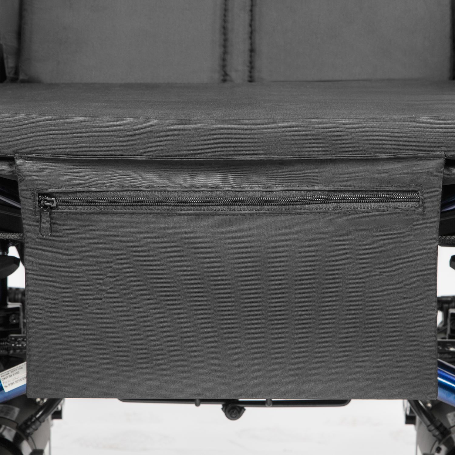 Кресло-коляска инвалидная ORTONICA Pulse 120 с электроприводом (2х36Ah), до 125кг (цельно-литые шины, ширина сиденья 45,5см) - 12